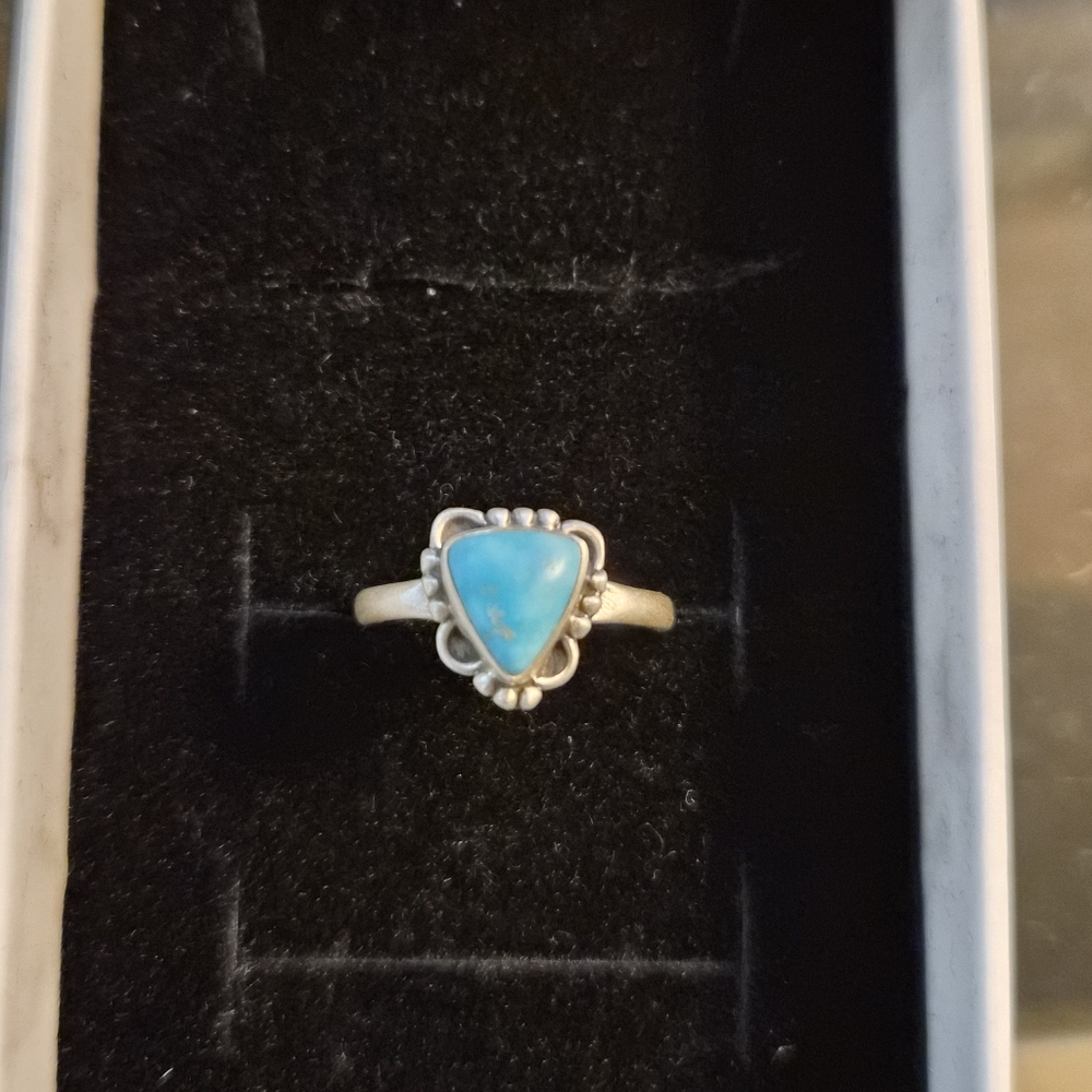 925 Sterling Silver Ring with Whitewater Turquoise Stone Size 5.75